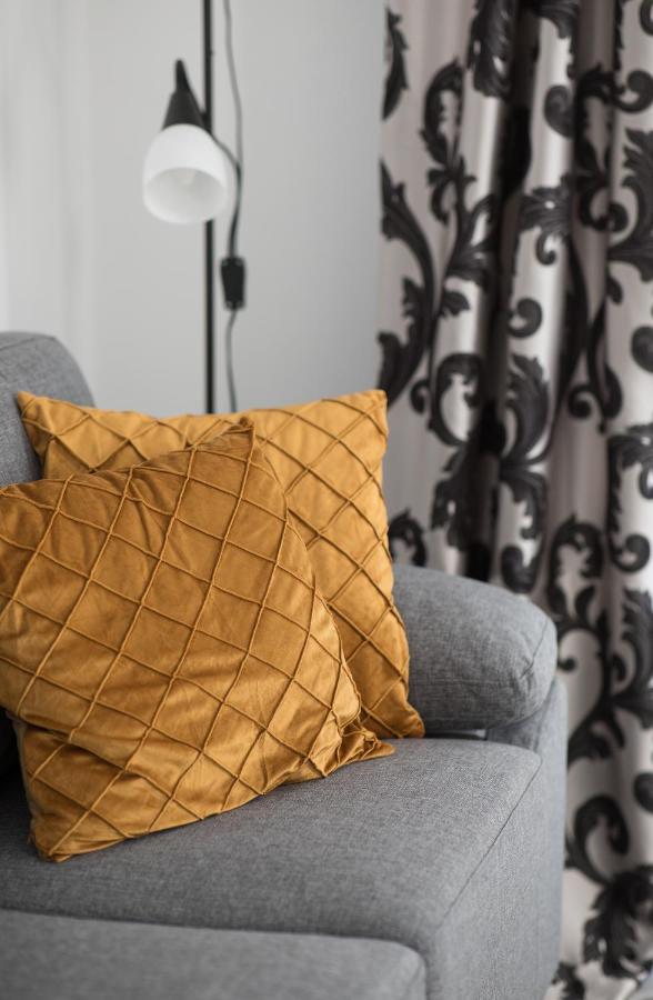 Lion'S Unirii Apartment Bukares Bagian luar foto